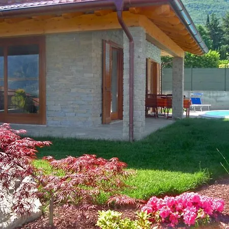 Fantasia Sp Ferien-villa Mit Pool Und Sauna * Colico